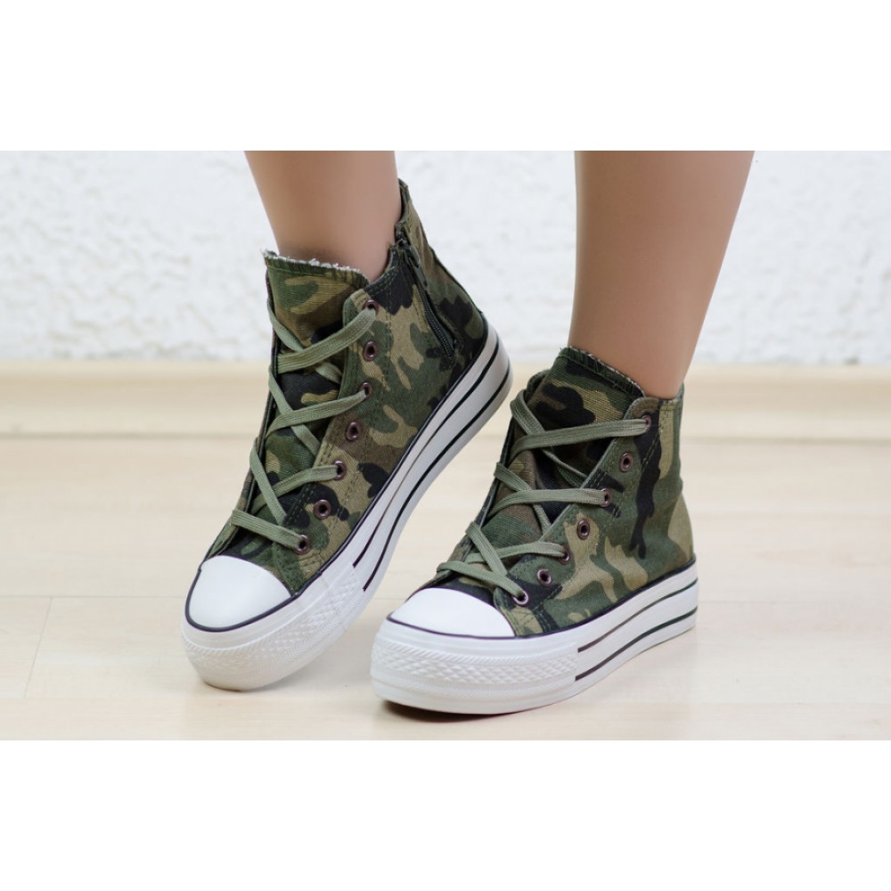 Adidași Kisha Camuflaj
