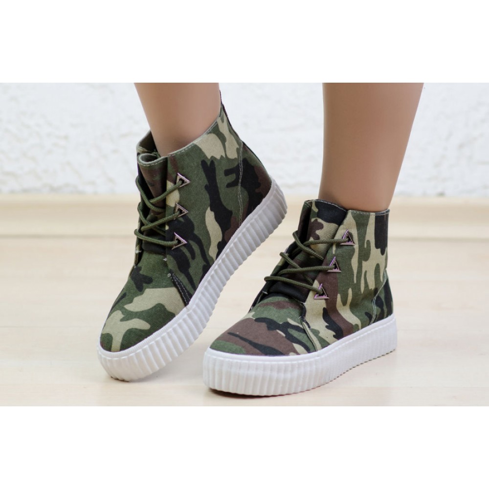 Adidași Bea Camuflaj