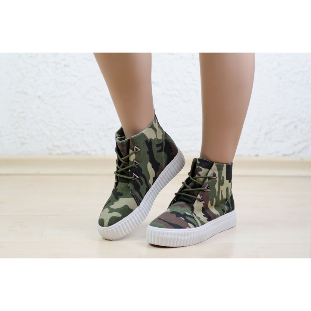 Adidași Bea Camuflaj
