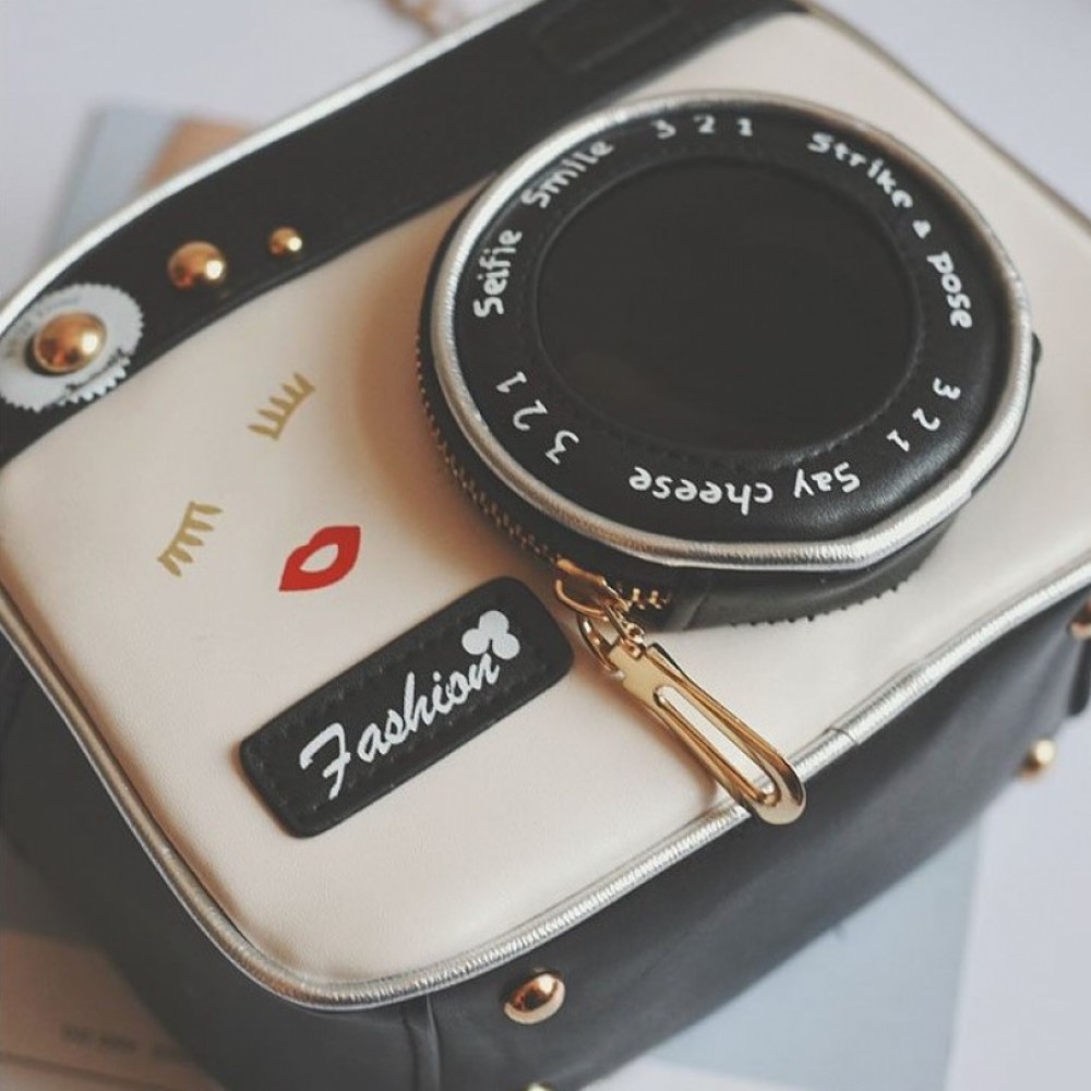 Малка чанта Camera