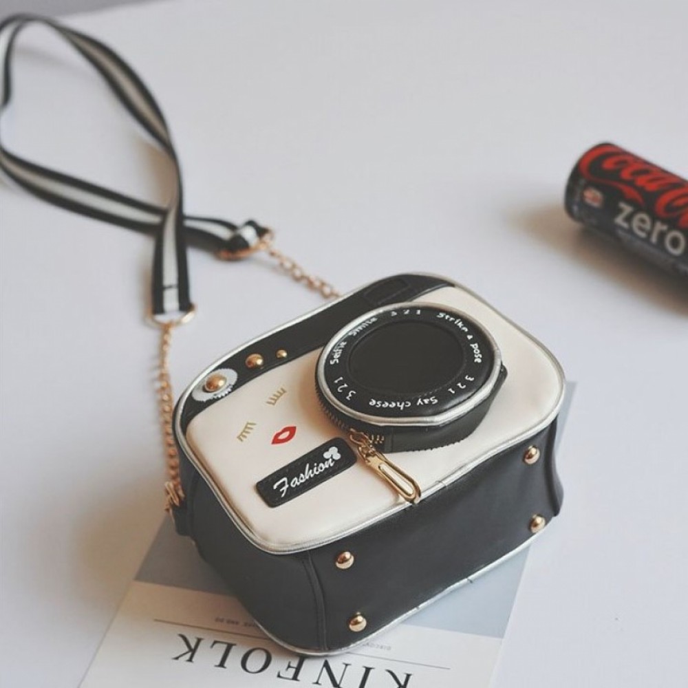 Малка чанта Camera