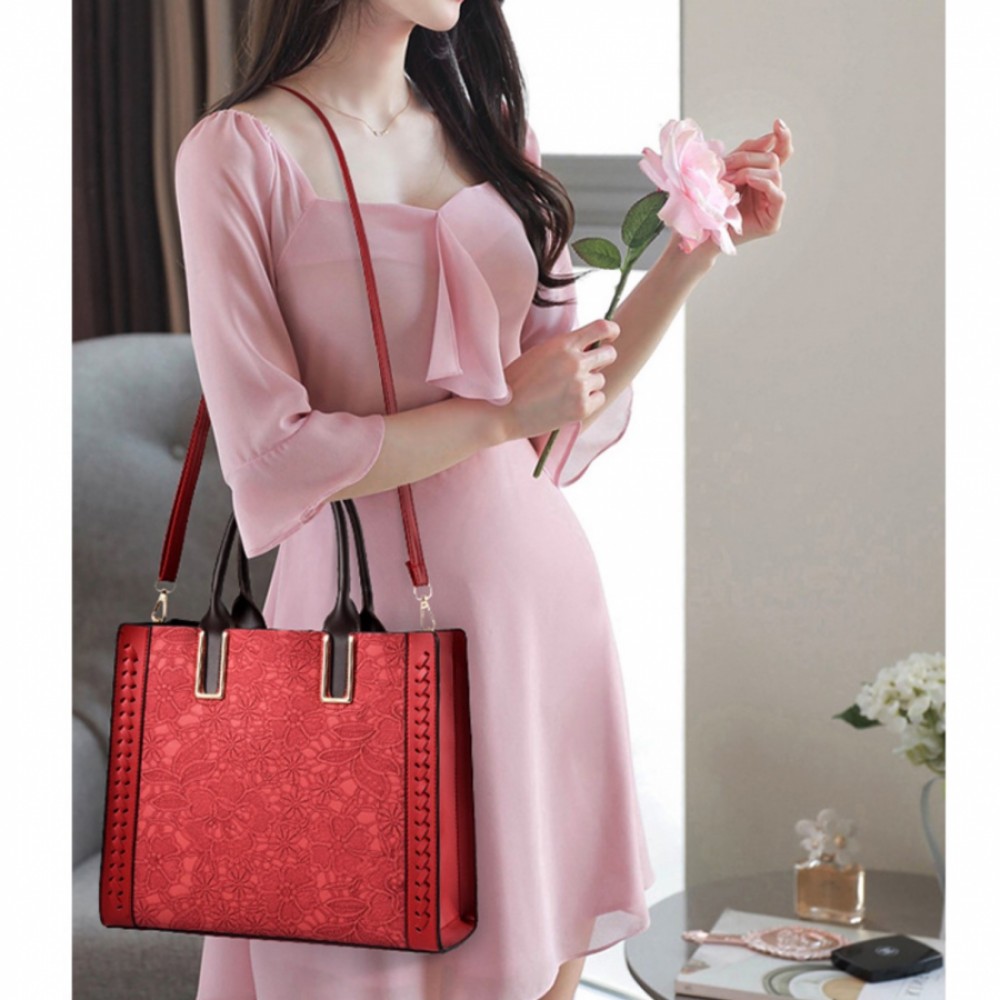 Дамска чанта Blossom Red