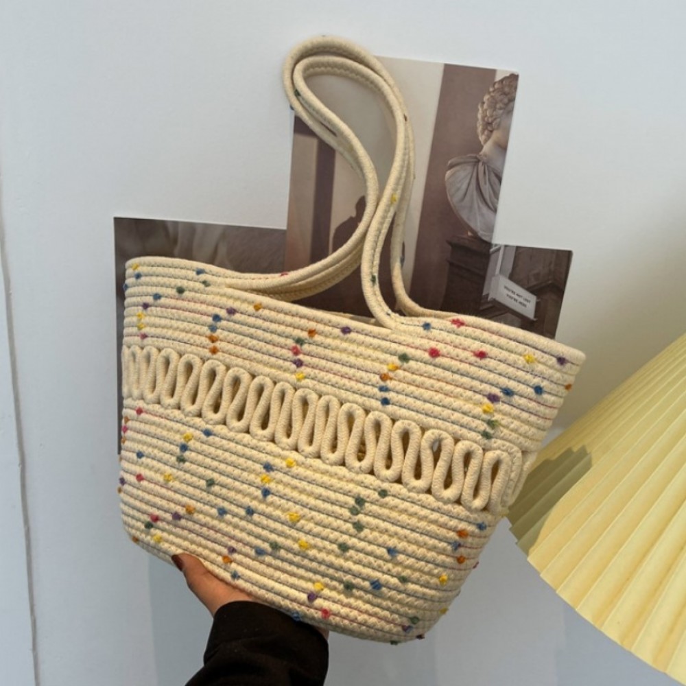 Плетена чанта тип "кошница" Beige