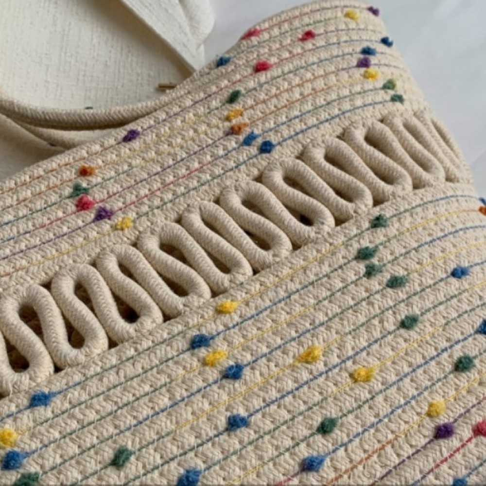 Плетена чанта тип "кошница" Beige