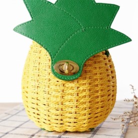 Малка ратанова чантичка Pineapple
