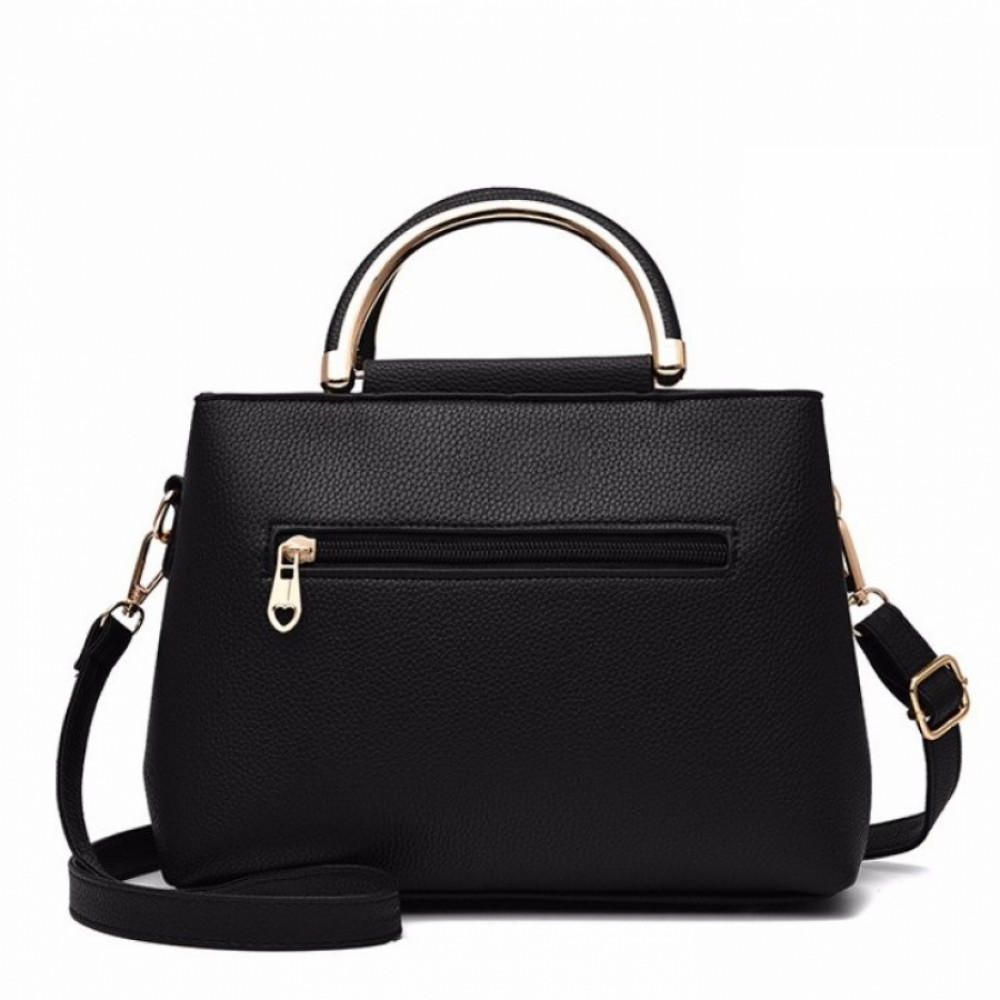 Малка дамска чанта Crop Black
