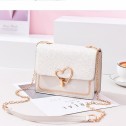 Малка чантичка Beige Heart