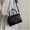 Малка дамска чанта Cloe Black ] - b1340_1