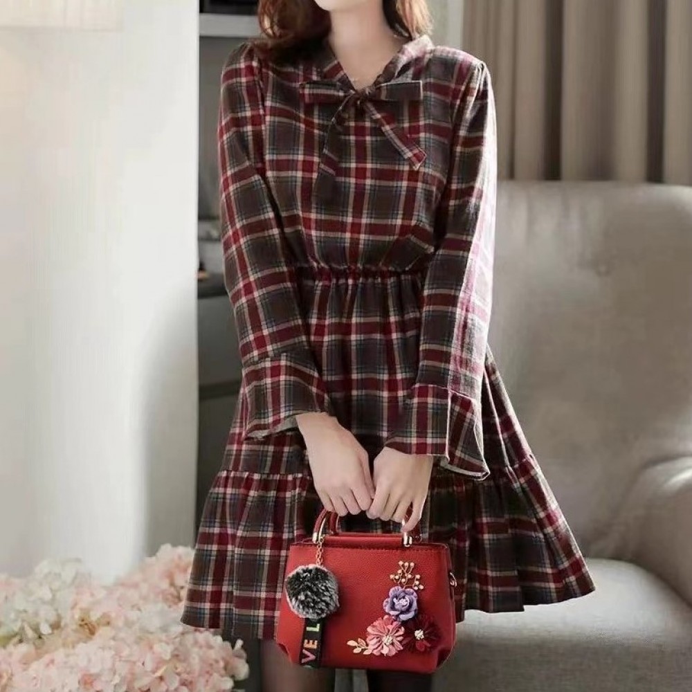 Малка дамска чанта Crop Red