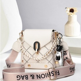 Малка чантичка Beige Lola