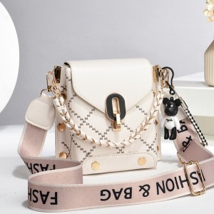 Малка чантичка Beige Lola